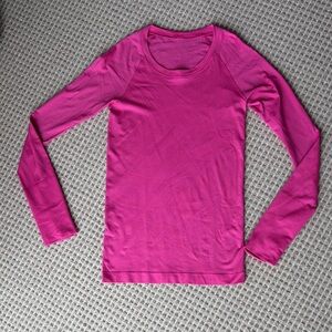 Lululemon Swiftly Tech Long Sleeve Hip Length Shirt